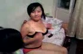 Mast tojik qizlari kamera oldiga tushmoqda