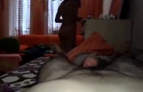 Turkiyalik talaba telefonida porno suratga oladi