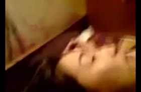 Узбекская пара снимает робкую порнуху